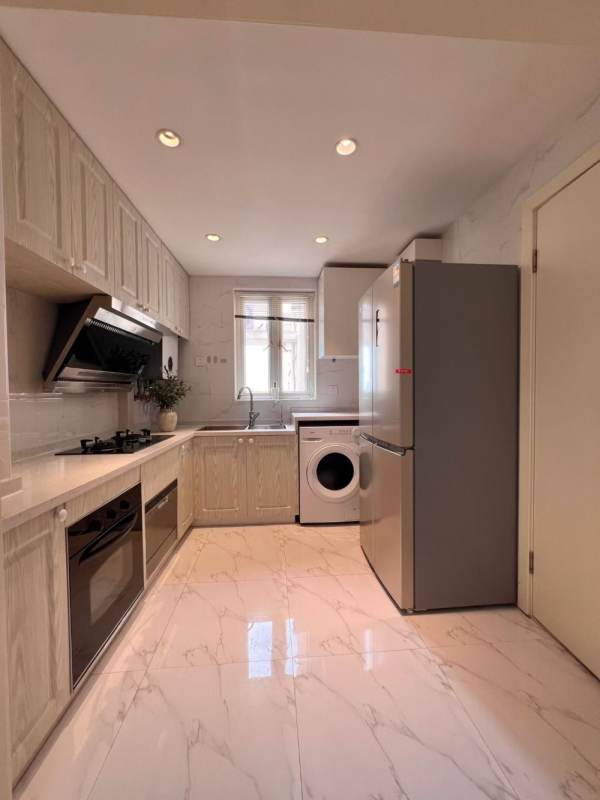 Housing image — Kitchen