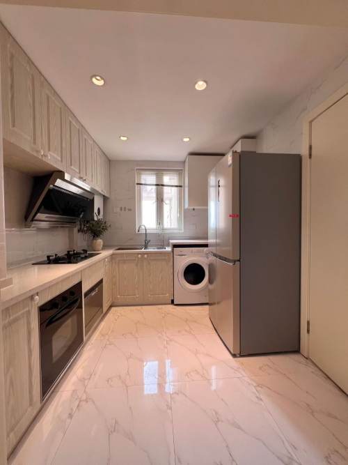 Housing image — Kitchen