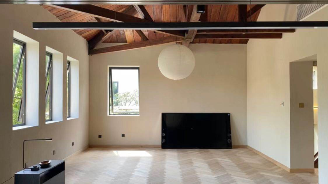 Housing image — Living Room