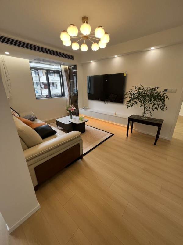 Housing image — Living Room