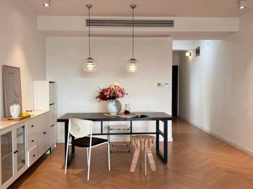 Housing image — Dining Area