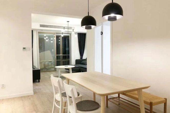 2BR Apartment in Jing'an (L13/L14)
