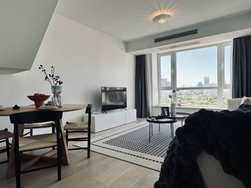 Housing image — Living Room