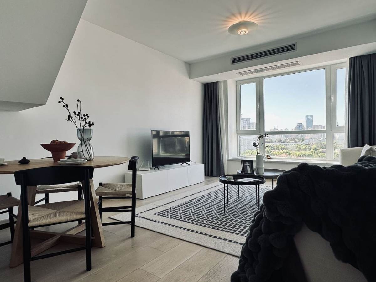 Housing image — Living Room