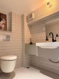 Housing image — Bathroom