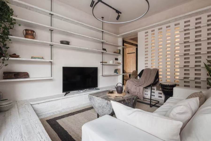 Housing image — Living Room