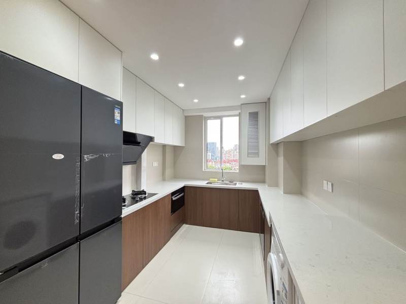 Housing image — Kitchen
