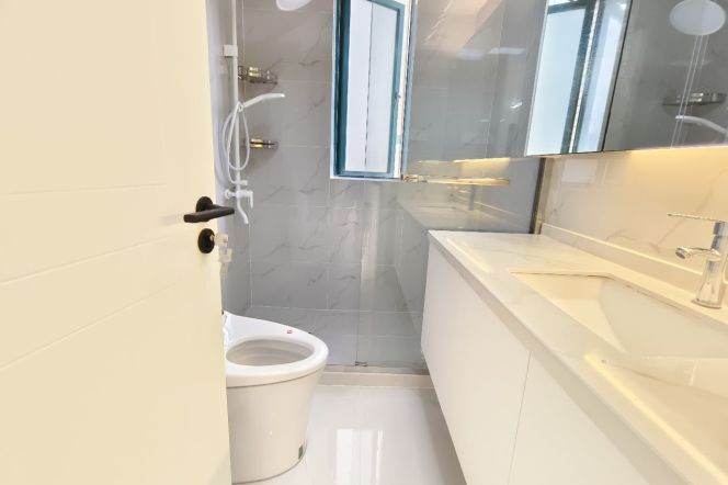 Spacious 2BR Apartment near Xiaonanmen Metro (L9)