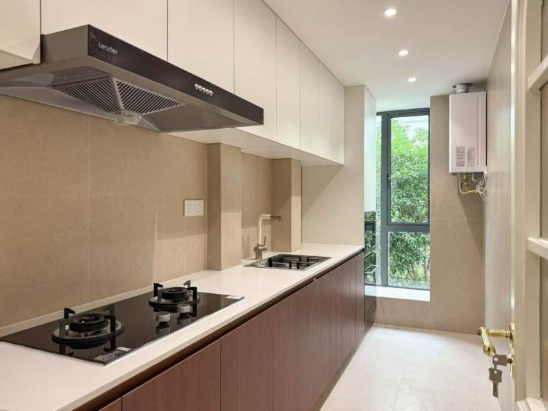 Housing image — Kitchen