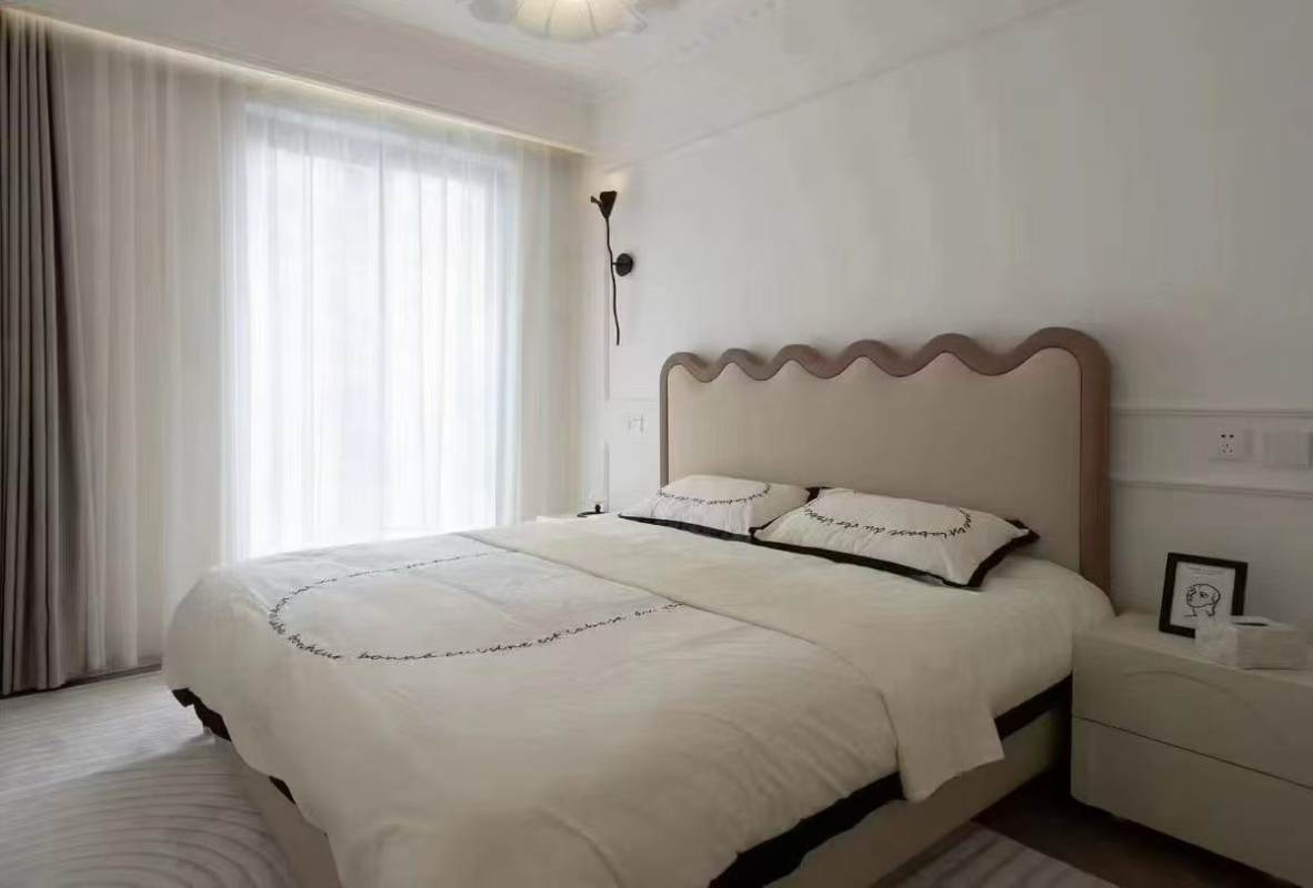 Housing image — Bedroom