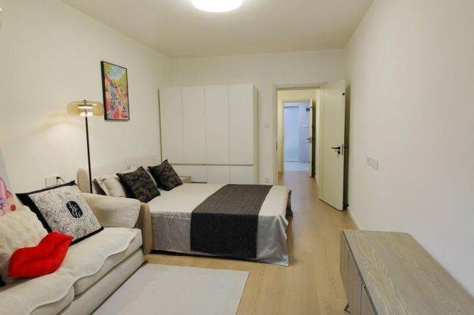 1BR Apartment in Old Xuhui (L2/L12/L13)