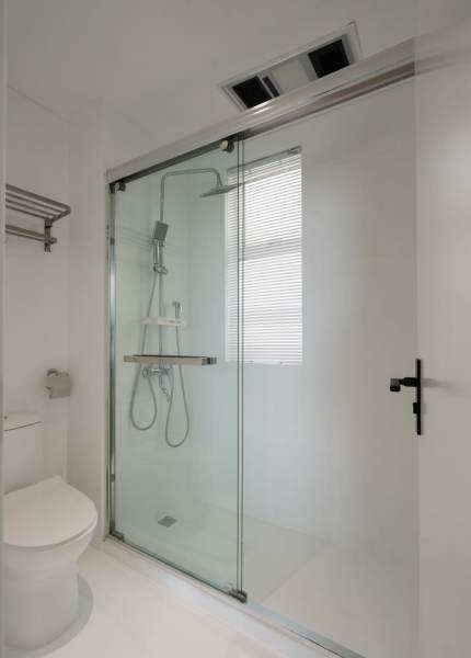 Housing image — Bathroom