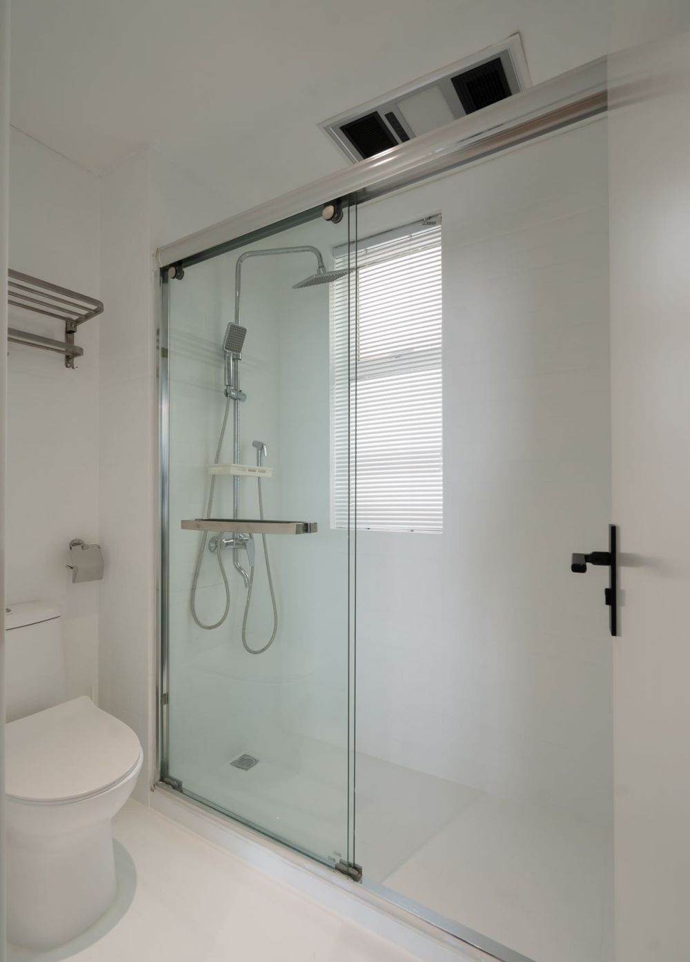 Housing image — Bathroom