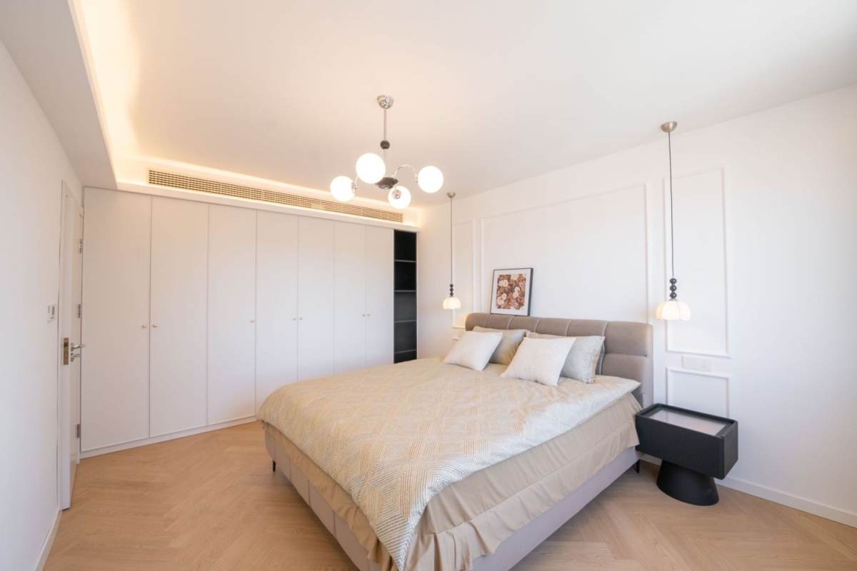 Housing image — Bedroom