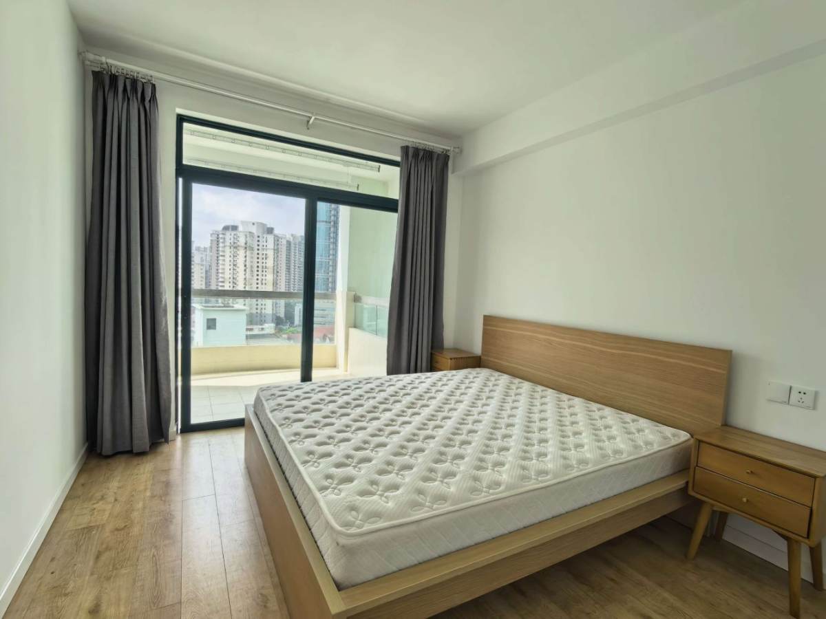 Housing image — Bedroom