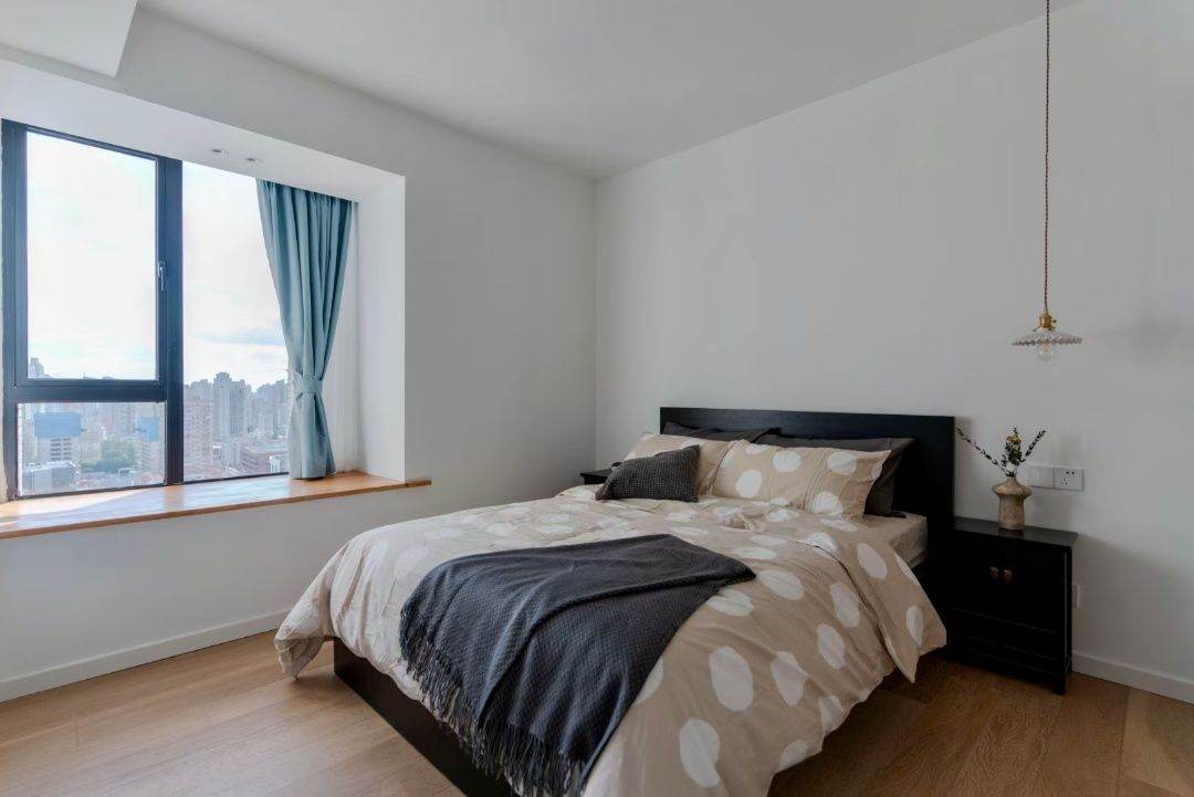 Housing image — Bedroom