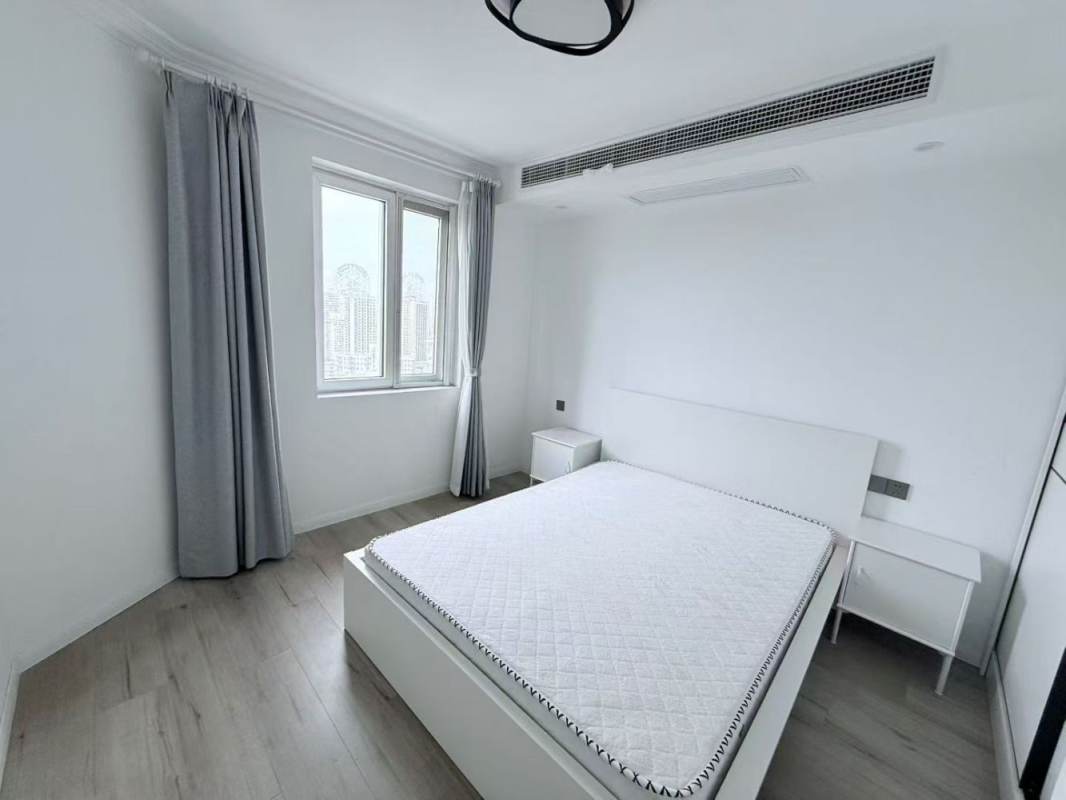 Housing image — Bedroom
