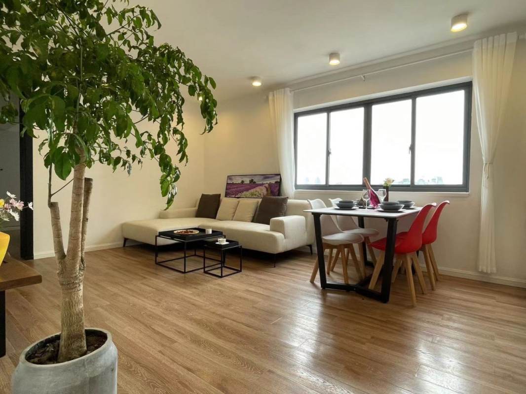 Housing image — Living Room