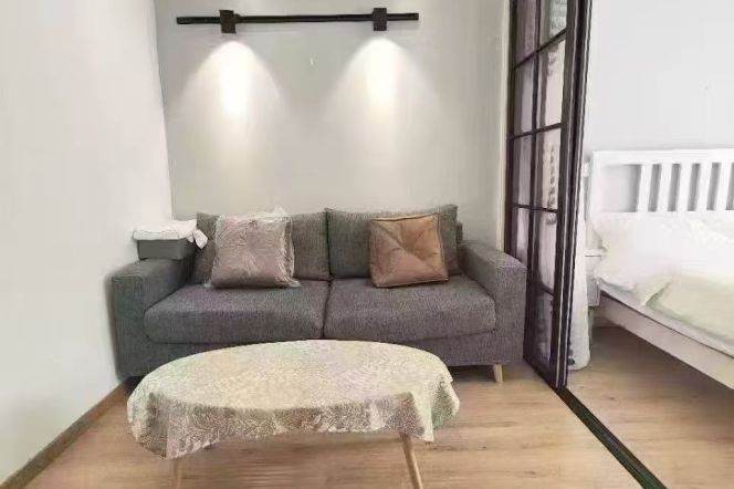 1BR Apartment near Zhongshan Park (L2/L3/L4)