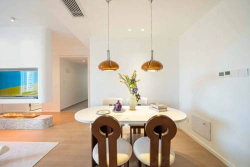 Housing image — Dining Area
