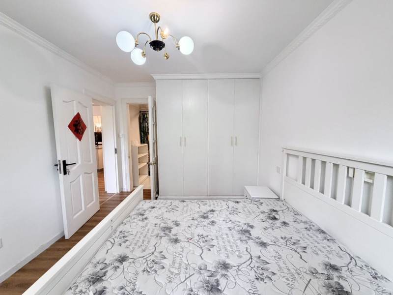 Housing image — Bedroom