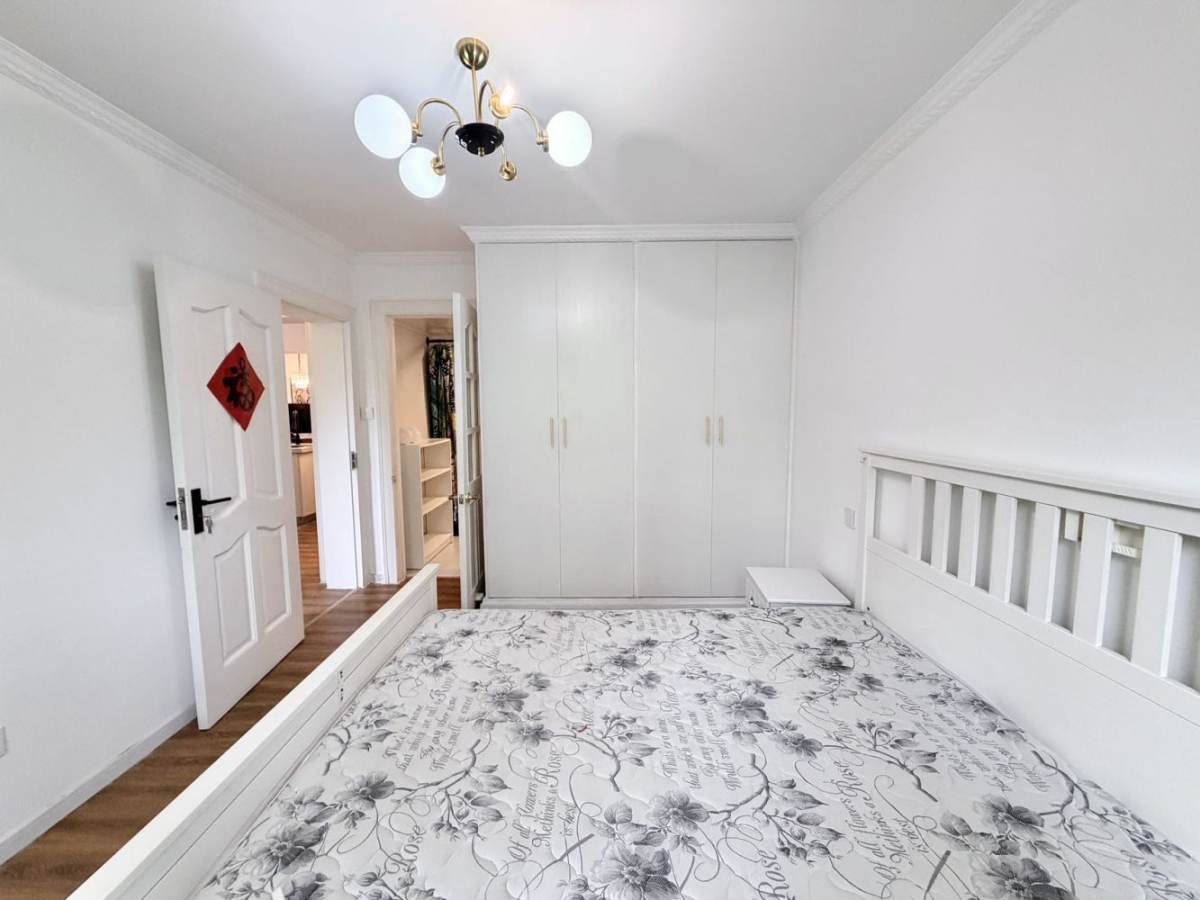 Housing image — Bedroom