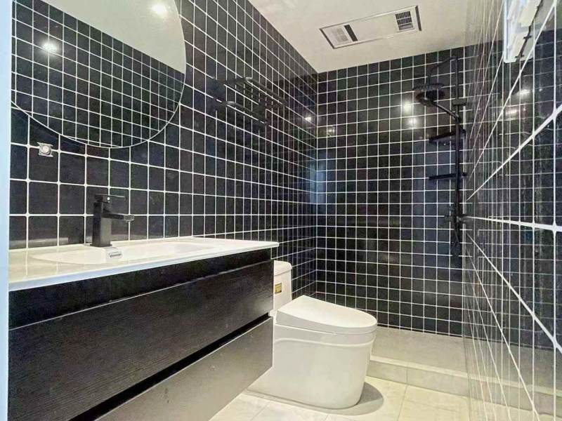 Housing image — Bathroom