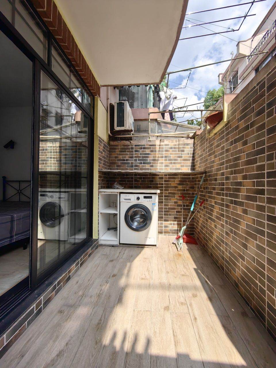Housing image