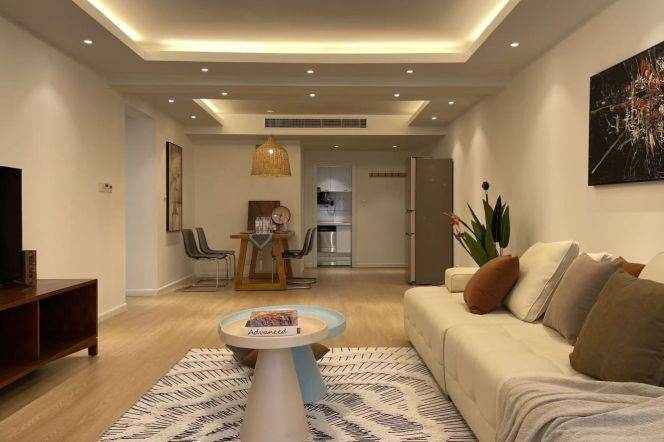 3BR Apartment in Jing'an with Green View (L2/L12/L13)