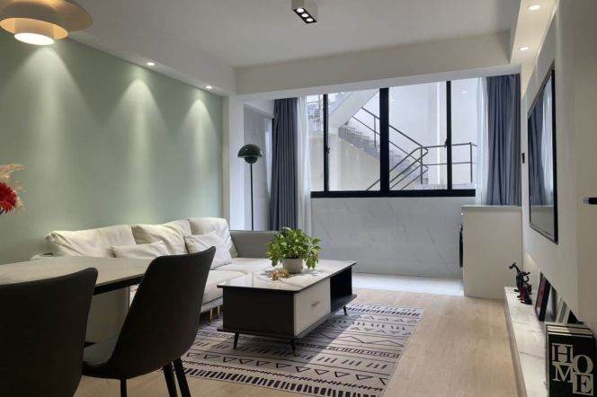 1BR Apartment in Jing'an with Green View (L7)
