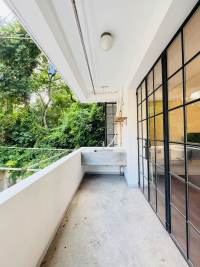 Housing image — Balcony