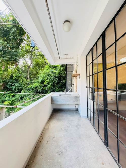 Housing image — Balcony