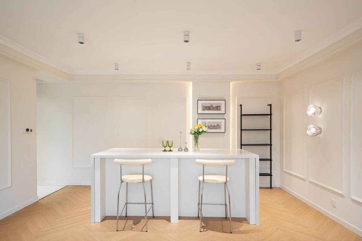 Housing image — Dining Area