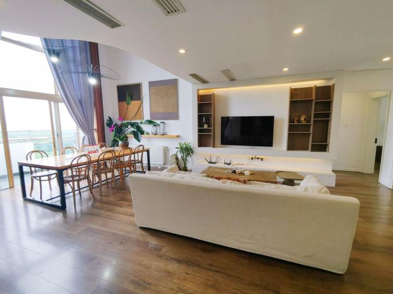 Housing image — Living Room
