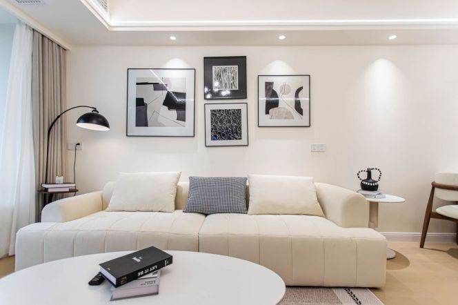 High-Floor 1BR Apartment near Zhongshan Park with Floor-to-Ceiling Windows (L2/L3/L4)