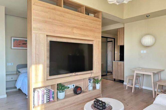 High-Floor 1BR Apartment at Tongji Garden