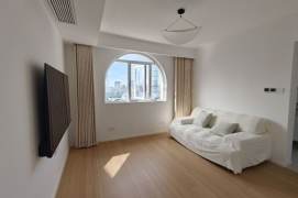 High-Floor 2BR Apartment near Hong Kong Plaza with Outstanding View (L1/L8/L14)