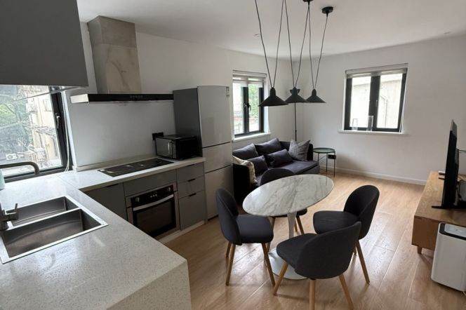 Historic 1BR Lane House in Old Xuhui with Green View (L1/L10)