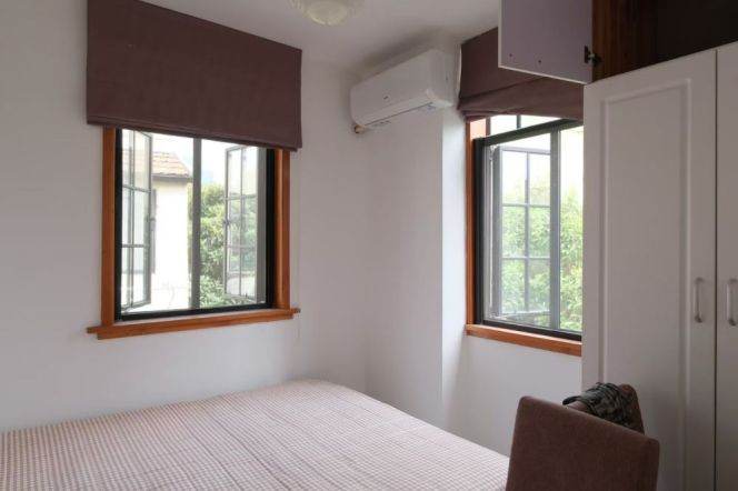 High-Ceiling 3BR Lane House in Old Xuhui (L1/L7)
