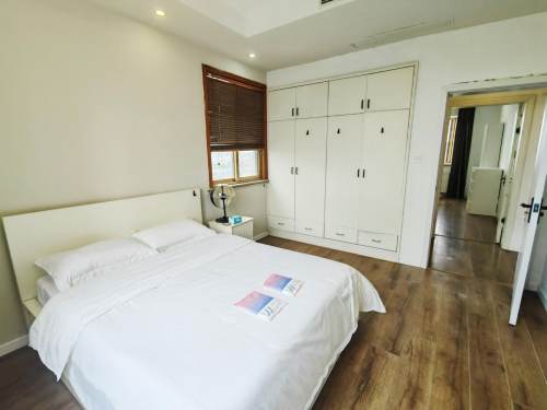 Housing image — Bedroom