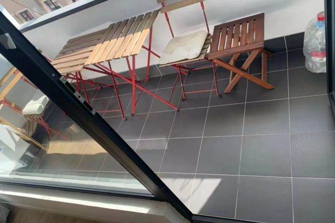 Spacious Historic High-Ceiling 2BR Apartment near Jing'an Temple (L2/L7/L14)