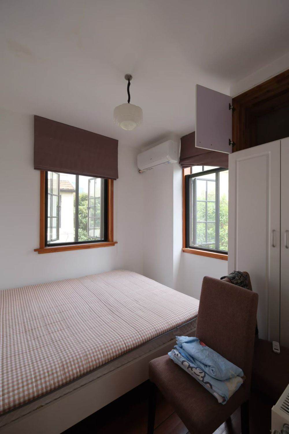 Housing image — Bedroom