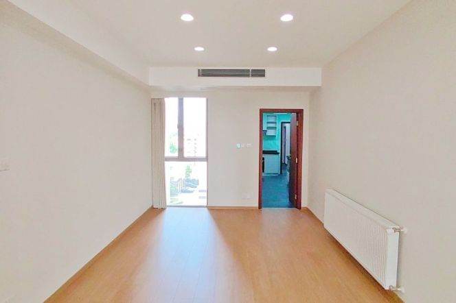 4BR Apartment in Old Xuhui (L1/L7)
