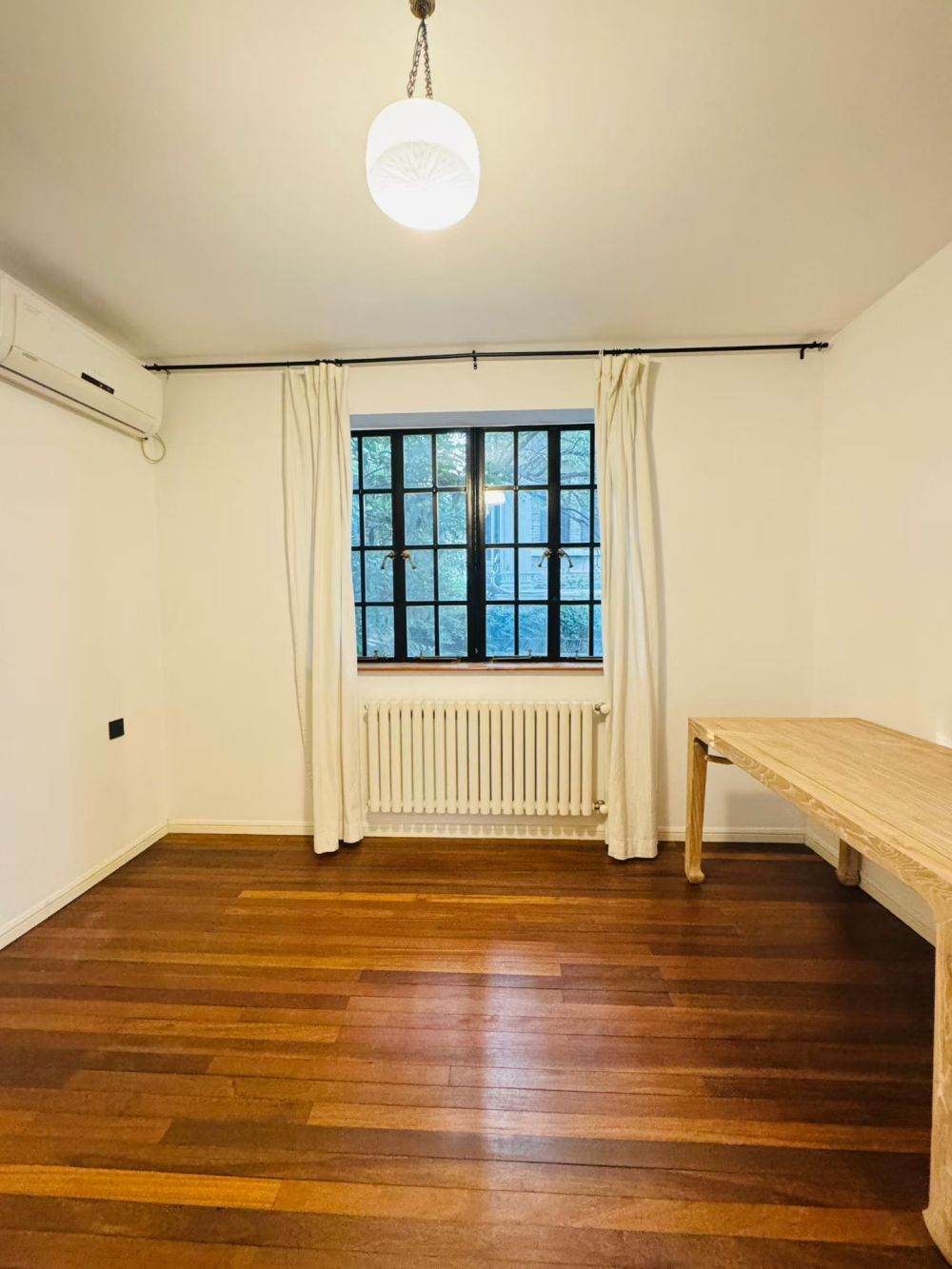 Housing image — Bedroom