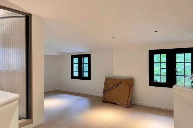 2BR Heritage Apartment near Shanghai Library with Green View (L1/L7/L9)