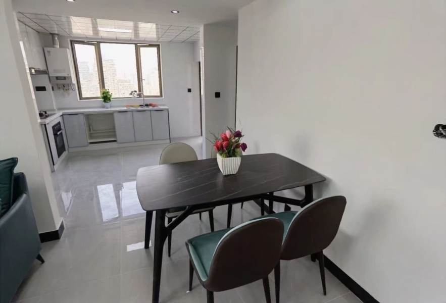 Housing image — Dining Area