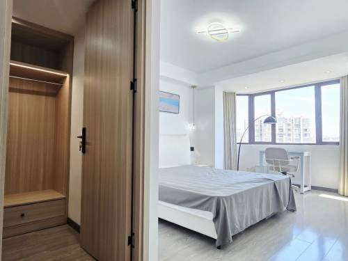 Housing image — Bedroom