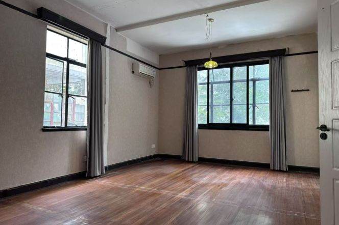 1BR Apartment in Jing'an (L2/L7/L14)