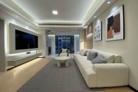 3BR Apartment in Gubei with Floor-to-Ceiling Windows