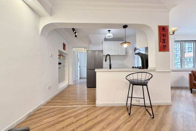 3BR Apartment in Old Xuhui with Green View (L9/L12)
